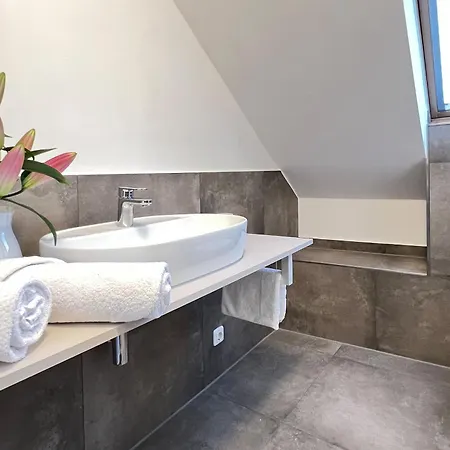 Lägenhet Aesten Mare 4