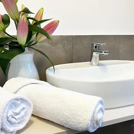 Aesten Mare 4 Appartement *